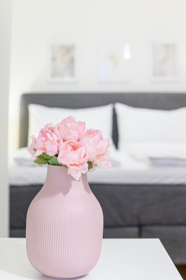 Beautiful Apartment In Vienna'S Heart 1C Bagian luar foto